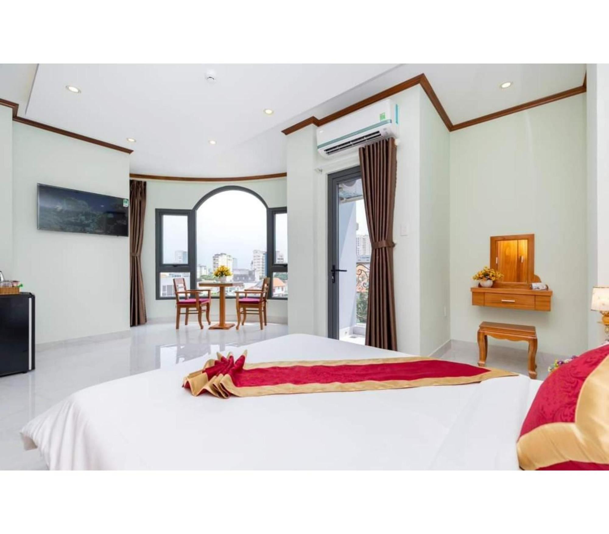 Oyo 1216 Ha Hotel Vung Tau Exterior photo