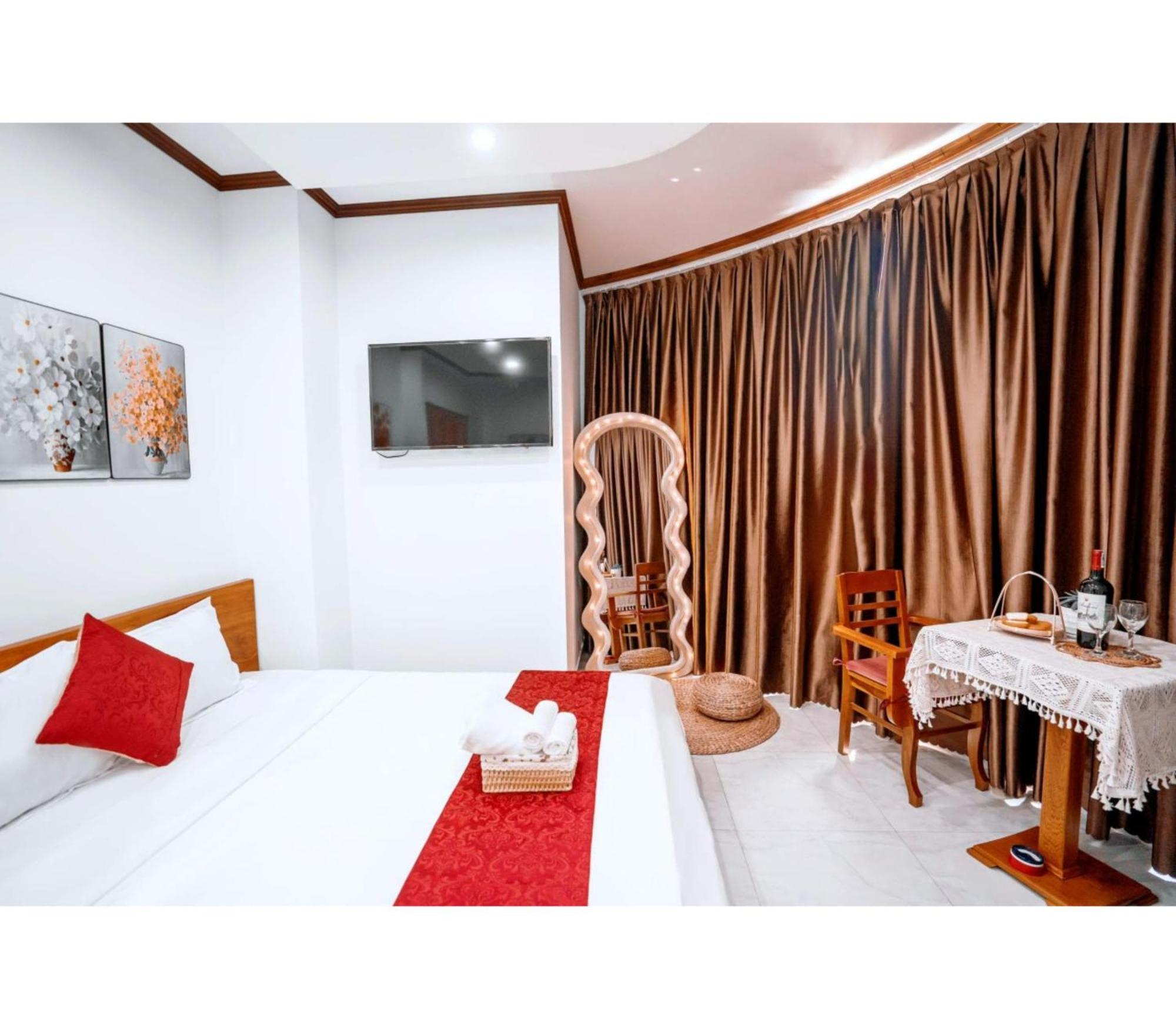Oyo 1216 Ha Hotel Vung Tau Exterior photo